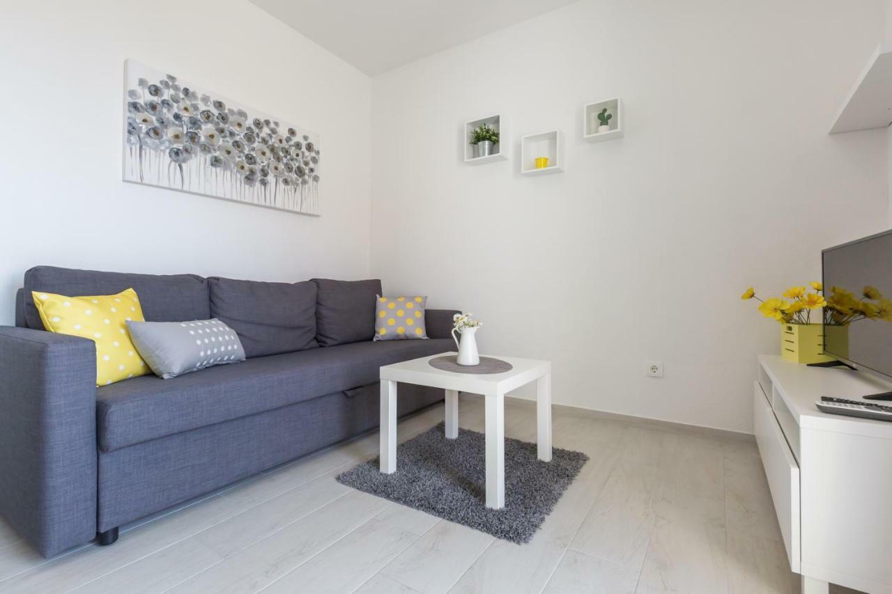 Apartmani Ksenija Tučepi Dış mekan fotoğraf